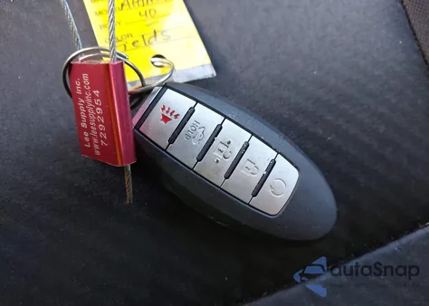 2016 Nissan Altima 2.5 Sr из США, поврежденный, VIN 1N4AL3AP2GC115741